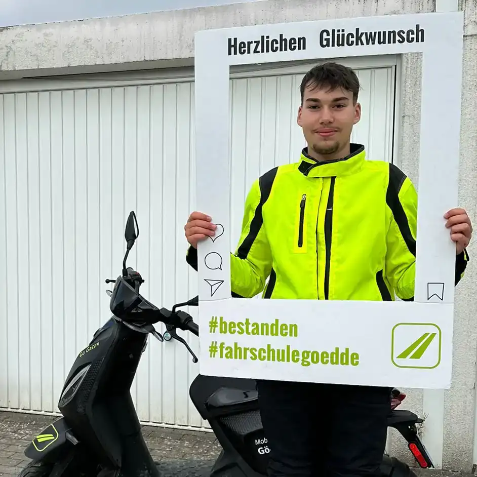 Herzlichen Glückwunsch Delian! #bestanden #fahrschulegoedde#klasseA